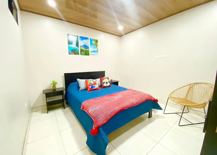 Apartamentos H Gonzalez. Wifi A/C Free Parking